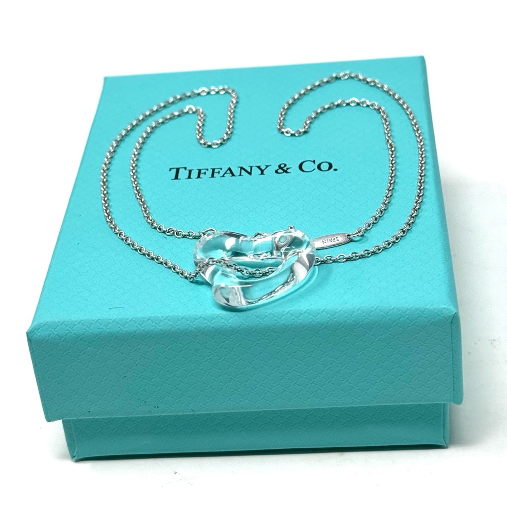 Authentic Tiffany & co. Elsa Peretti Rock Crystal Open Heart Necklace.